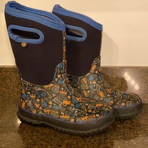 Kids Bogs winter/rain boots